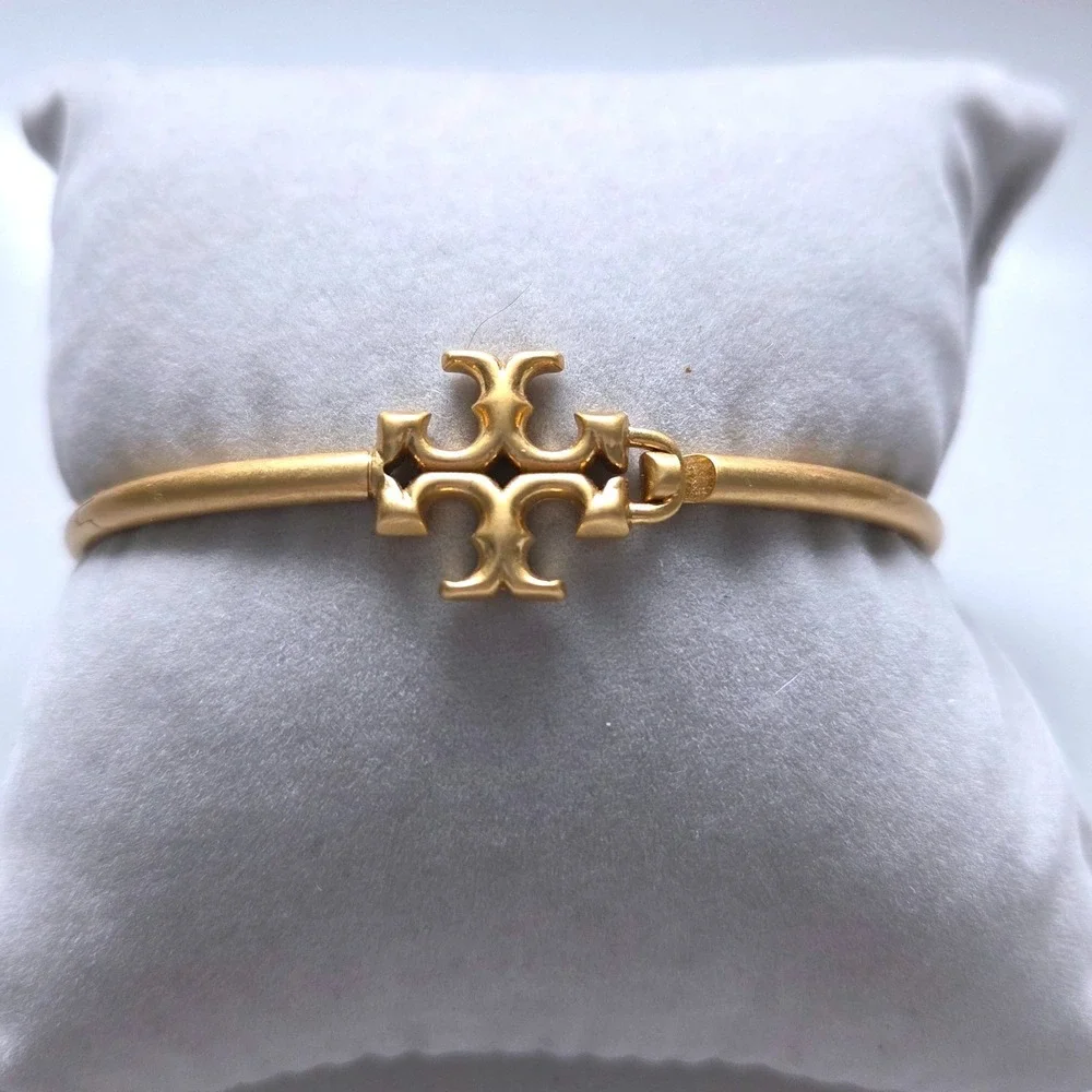 Tory Burch tory burch